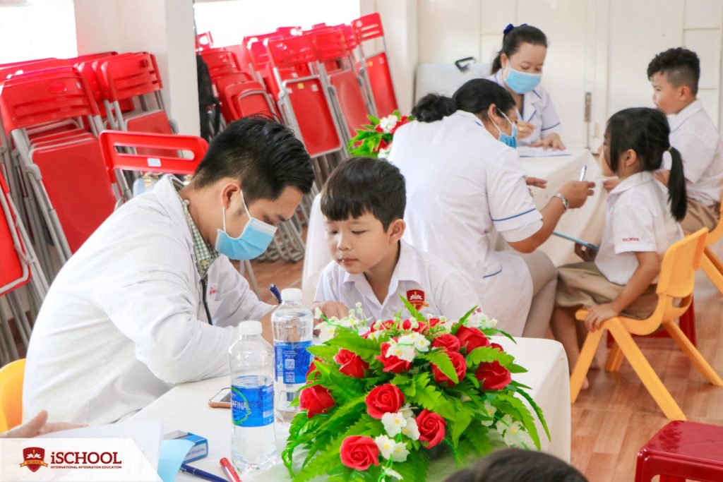 KHÁM SỨC KHOẺ ĐỊNH KỲ LẦN I NĂM HỌC 2023 – 2024