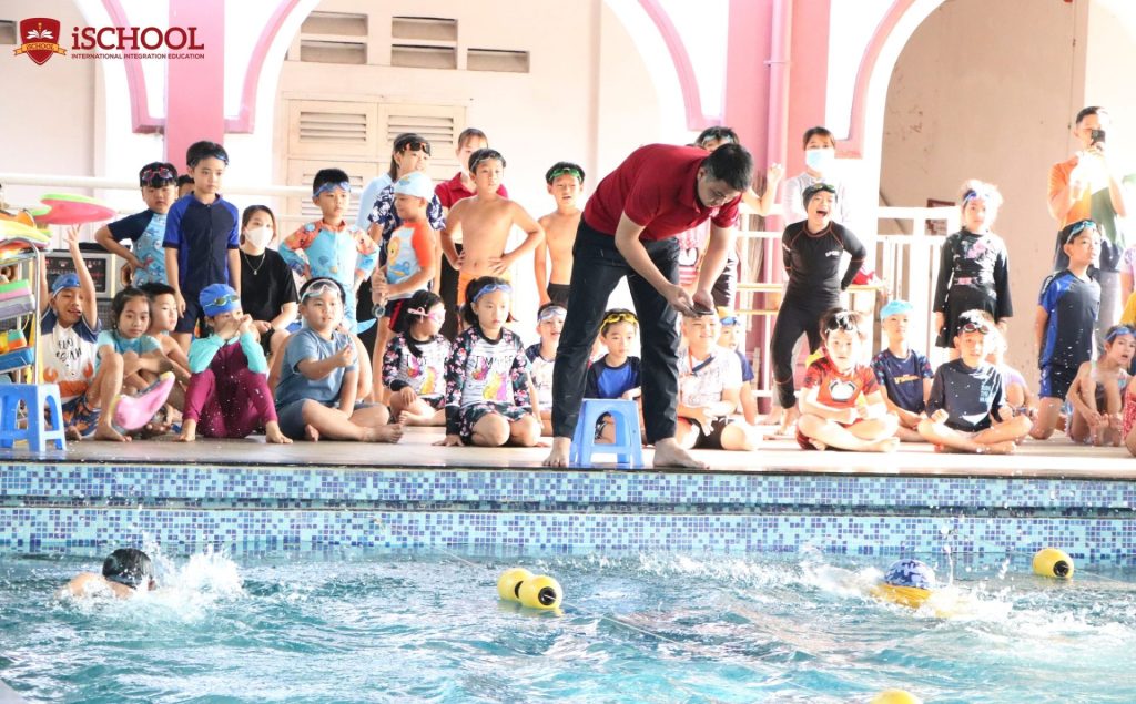 SÔI NỔI CÙNG HỘI THAO CHÀO MỪNG NGÀY NHÀ GIÁO VIỆT NAM 20/11