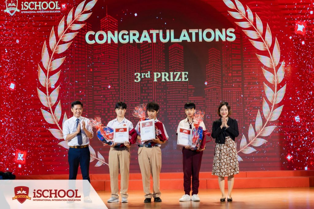 iSCHOOL QUẢNG TRỊ: EM TRẦN CHÍNH XUẤT SẮC ĐẠT GIẢI BA TẠI VÒNG CHUNG KẾT VOICE OF iSCHOOL CẤP HỆ THỐNG