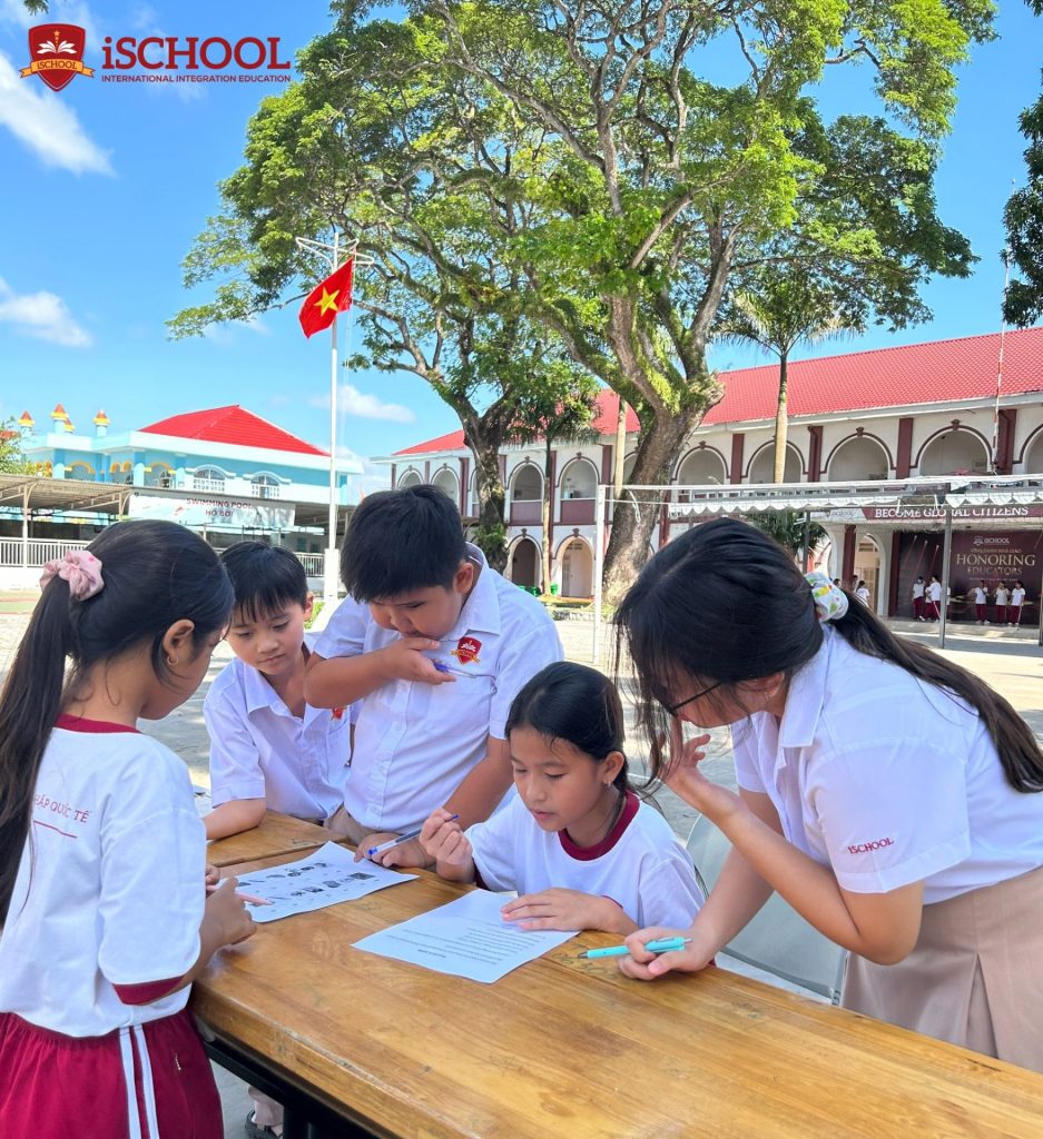 TIẾT HỌC TIẾNG ANH NGOÀI TRỜI THÚ VỊ CỦA iSERS