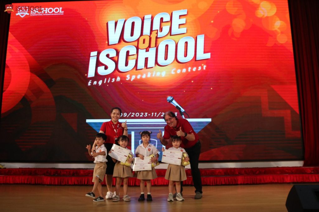 Lộ diện quán quân Cuộc thi Voice of iSchool cấp trường – Bảng A