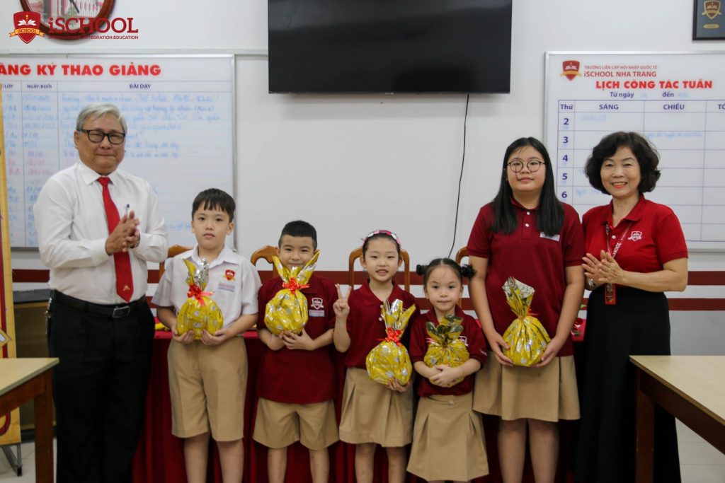 iSCHOOL NHA TRANG: TỔNG KẾT KHÓA HỌC TIẾNG VIỆT CHO HỌC SINH NƯỚC NGOÀI