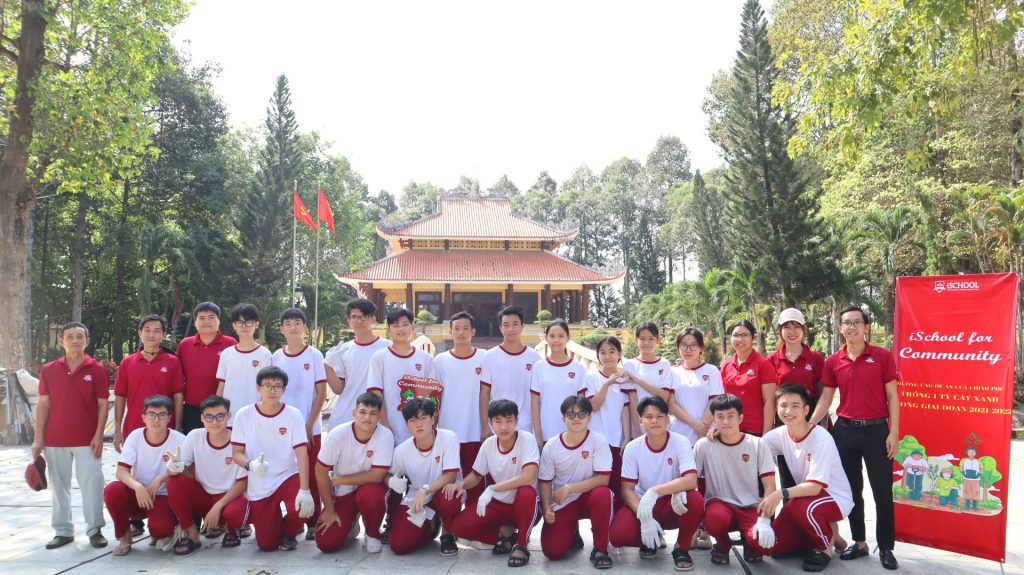 iSCHOOL LONG XUYÊN: RA QUÂN TRỒNG CÂY XANH HƯỞNG ỨNG CHƯƠNG TRÌNH “iSCHOOL FOR COMMUNITY”