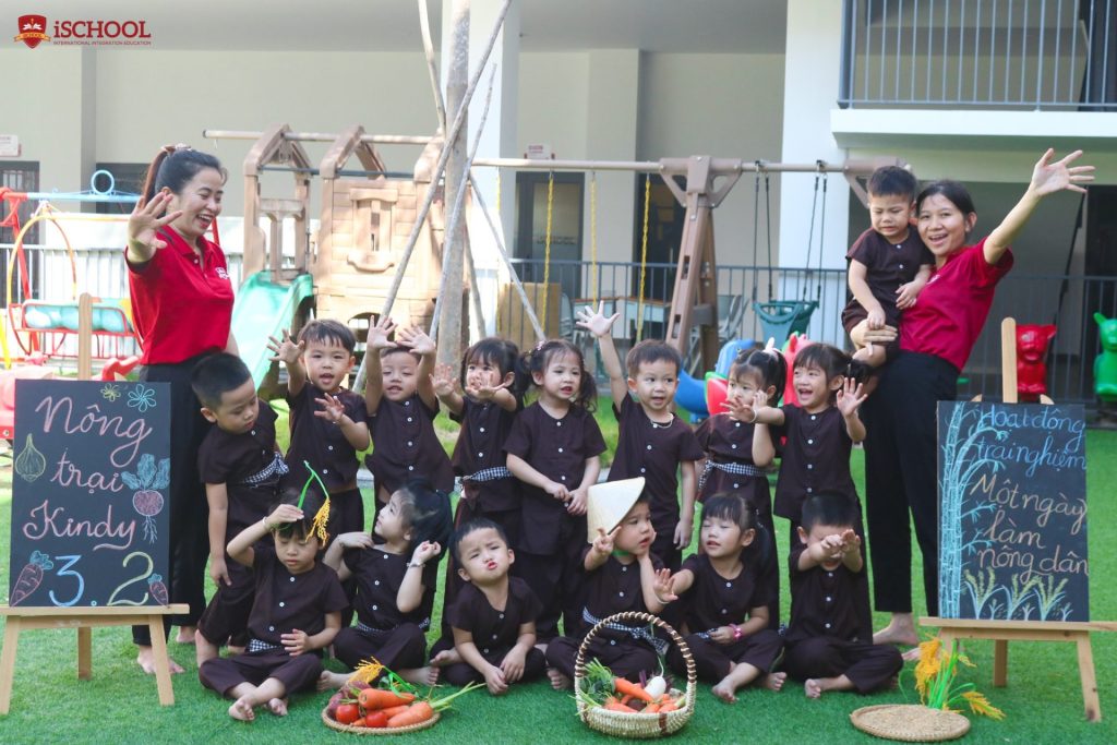 Hoạt động trải nghiệm: Bé làm nông dân