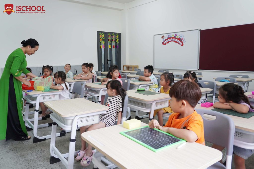 [iSCHOOL BẠC LIÊU] KINDY 5.1 TRẢI NGHIỆM TIẾT HỌC CỦA HỌC SINH LỚP 1