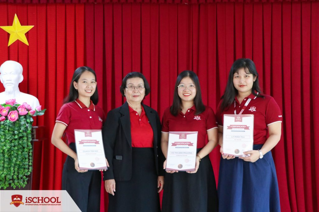 iSCHOOL TRÀ VINH – VINH DANH GIÁO VIÊN, NHÂN VIÊN XUẤT SẮC THÁNG 12 NĂM HỌC 2023-2024