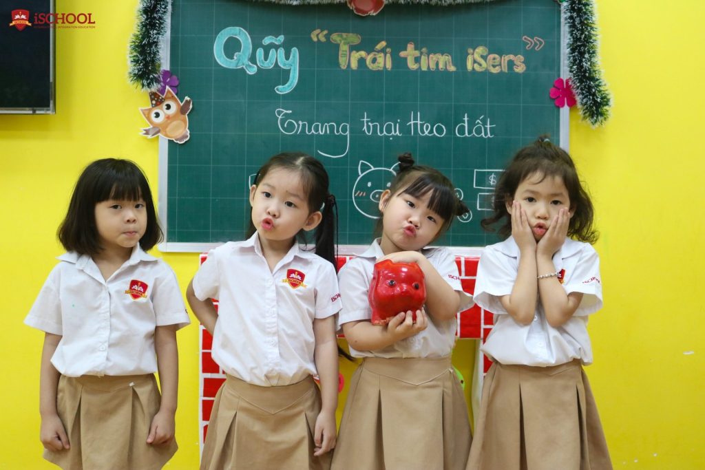 Trang trại heo đất – Chuyến “Du hành” đầu tiên của những chú heo tại khối mầm non