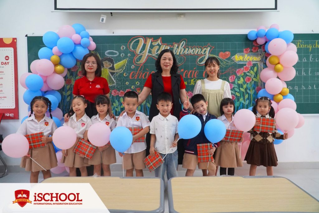 iSCHOOL QUẢNG TRỊ KHAI GIẢNG KHÓA HỌC “HÀNH TRANG VÀO LỚP 1”