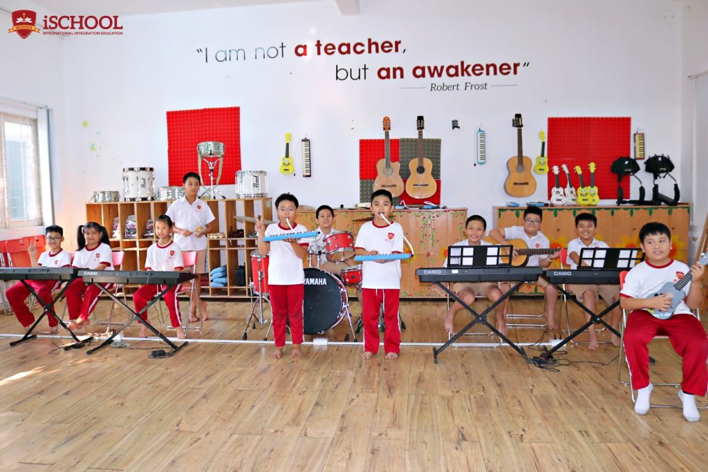 Câu lạc bộ Âm nhạc – Khơi dây niềm đam mê