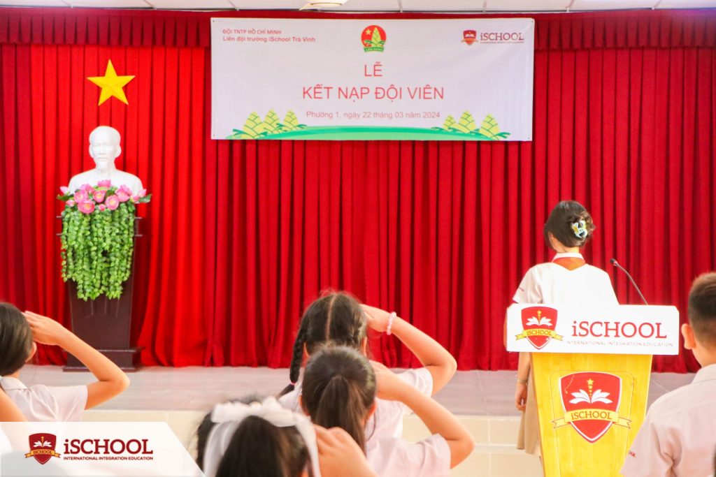 TỔ CHỨC KẾT NẠP ĐỘI VIÊN CHO CÁC iSER TRÀ VINH