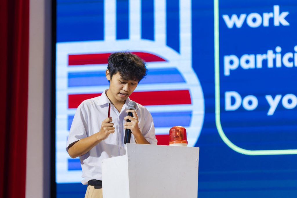 Hotboy nội trú – Huỳnh Minh Chí: cậu học sinh 10x học giỏi, đa tài