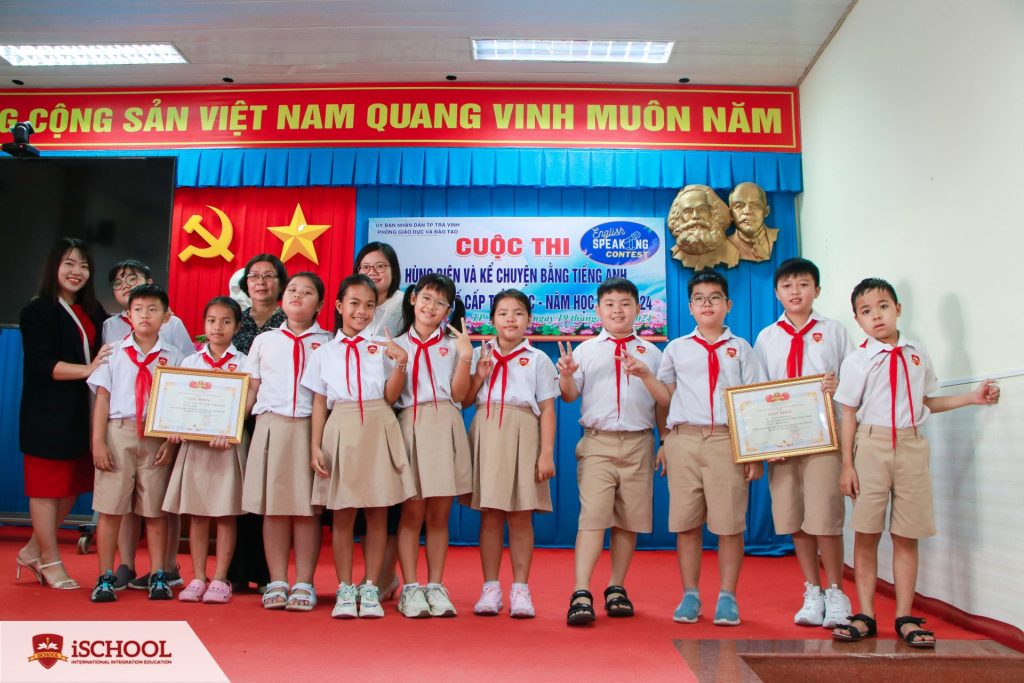 iSCHOOL TRÀ VINH ĐẠT GIẢI NHẤT CUỘC THI HÙNG BIỆN VÀ KỂ CHUYỆN BẰNG TIẾNG ANH CẤP THÀNH PHỐ NĂM HỌC 2023-2024