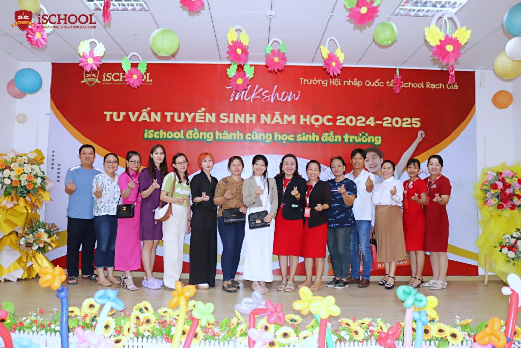 iSCHOOL RẠCH GIÁ TỔ CHỨC TALKSHOW “iSCHOOL ĐỒNG HÀNH CÙNG HỌC SINH ĐẾN TRƯỜNG”