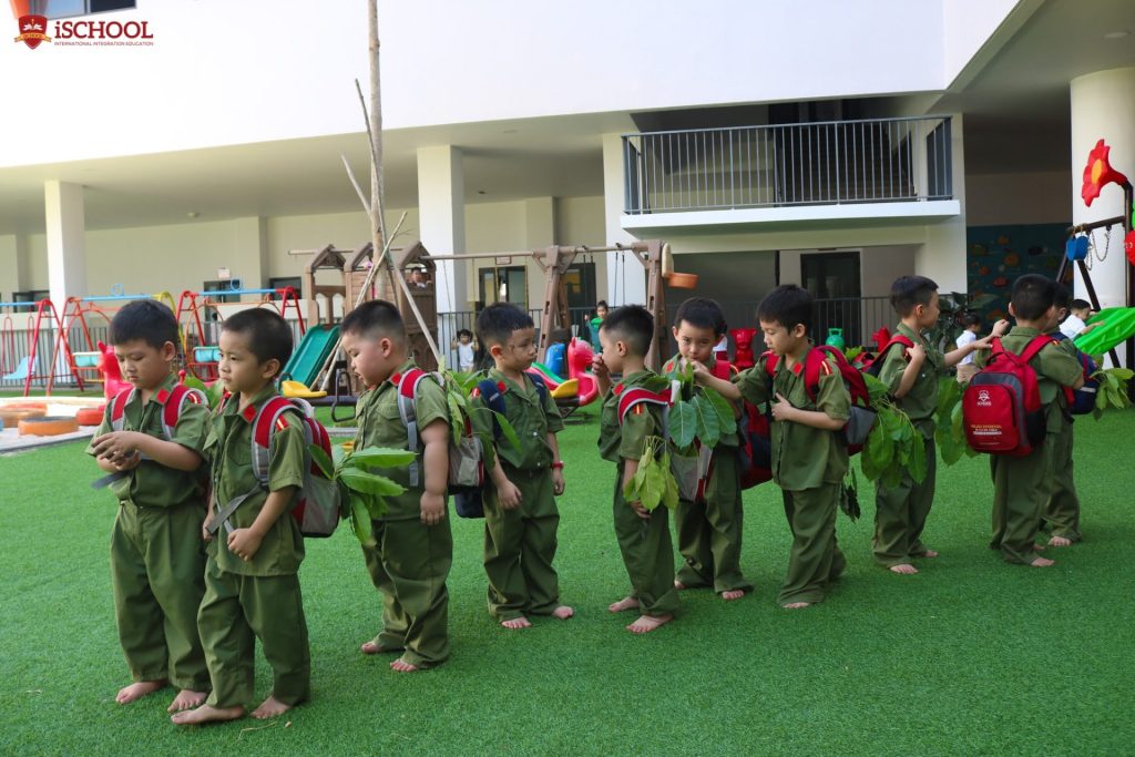 Bên cạnh việc học Tiếng Anh, học các môn năng khiếu, iSchool Ninh Thuận còn giáo dục các iSers biết yêu quê hương, yêu đất nước và các truyền thống tốt đẹp của con người Việt Nam