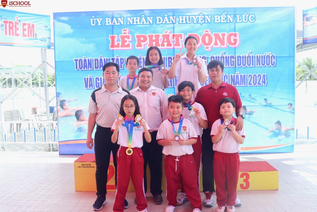 iSers iSchool Long An đoạt 10 huy chương trong giải bơi lội cấp huyện năm học 2023-2024