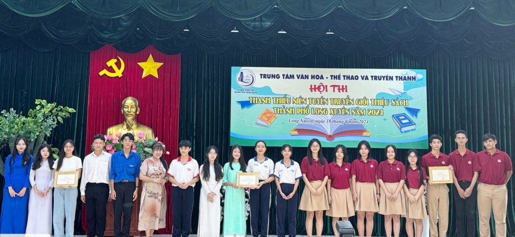 iSCHOOL XUYÊN: GIẢI KHUYẾN KHÍCH ” THANH THIẾU NIÊN TUYÊN TRUYỀN, GIỚI THIỆU SÁCH”