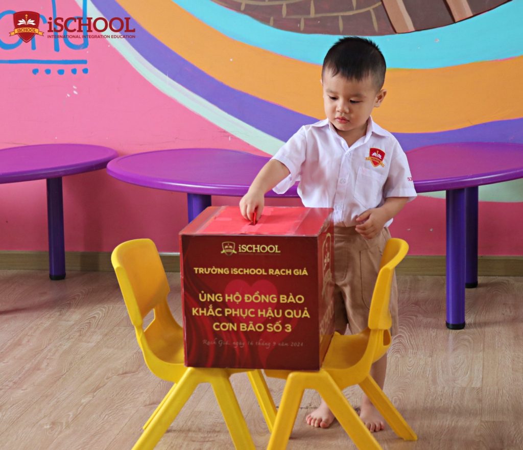 iSchool Rạch Giá cùng hướng về đồng bào Miền Bắc