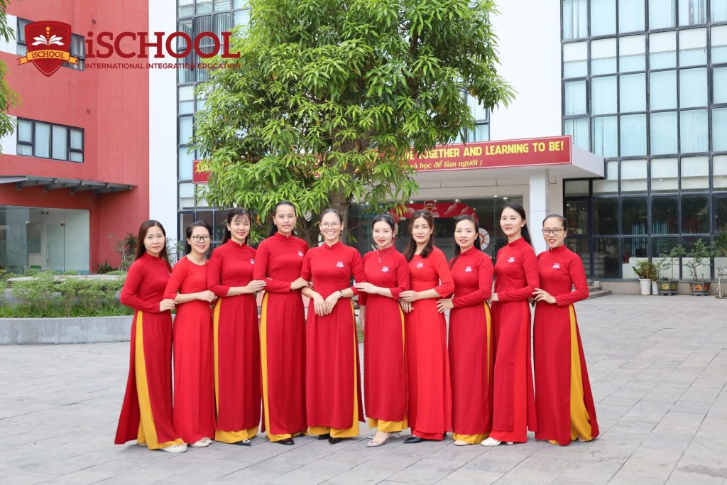 HƯỞNG ỨNG “TUẦN LỄ ÁO DÀI” NĂM HỌC 2024