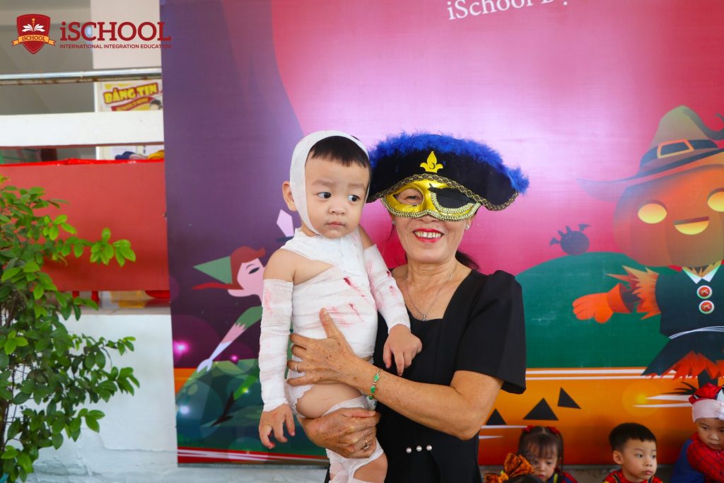 🎃✨ Halloween 2024 – Kỷ Niệm Đầy Màu Sắc Và Niềm Vui✨🎃