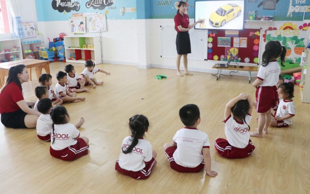 Khoản thu tiện ích công nghệ
