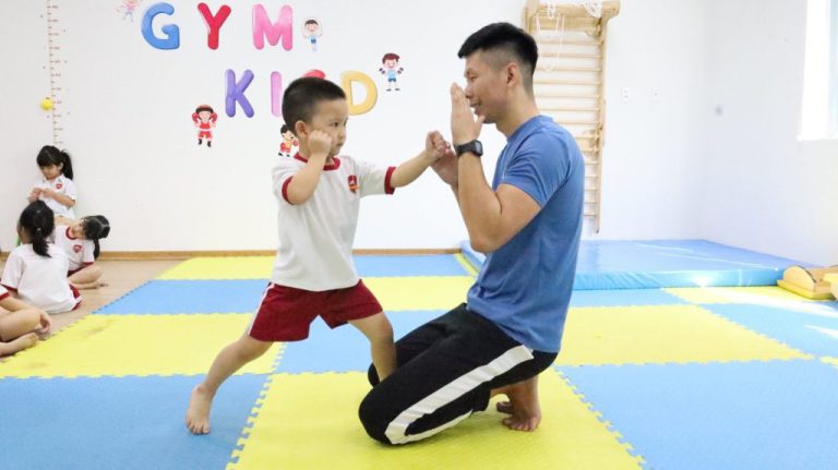 Dạy kỹ năng sống giúp trẻ rèn luyện thể chất