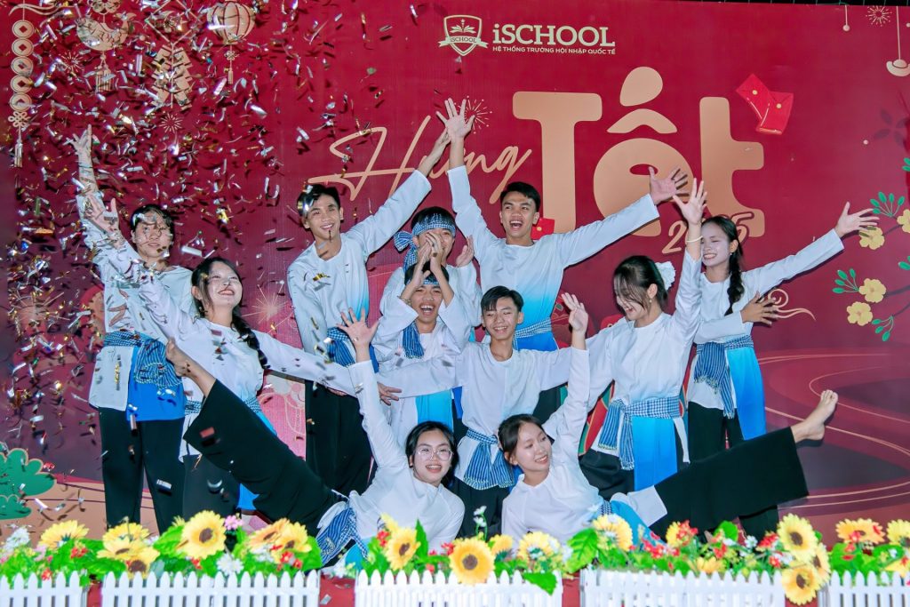 “Rực rỡ” tại Hội trại Xuân Hạnh Phúc – Spring of Happiness 2025