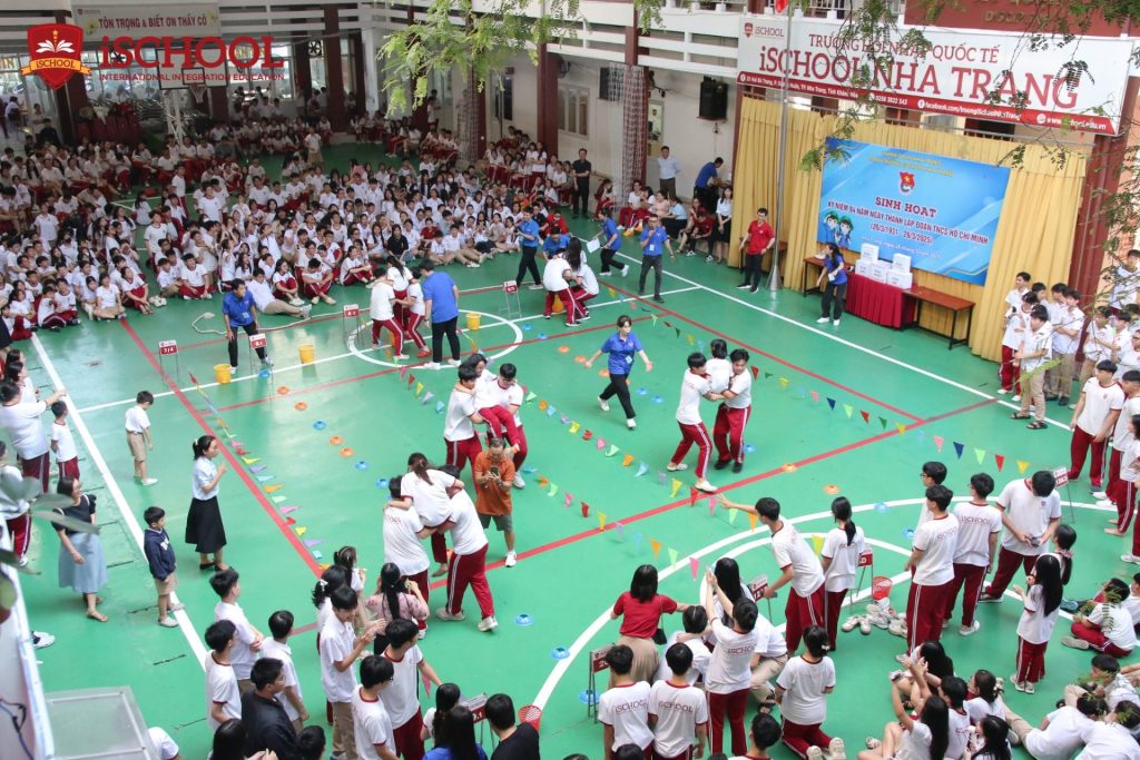 iSCHOOL NHA TRANG: TỔ CHỨC SÔI ĐỘNG NGÀY HỘI 26/03 NHÂN NGÀY THÀNH LẬP ĐOÀN TNCS HỒ CHÍ MINH