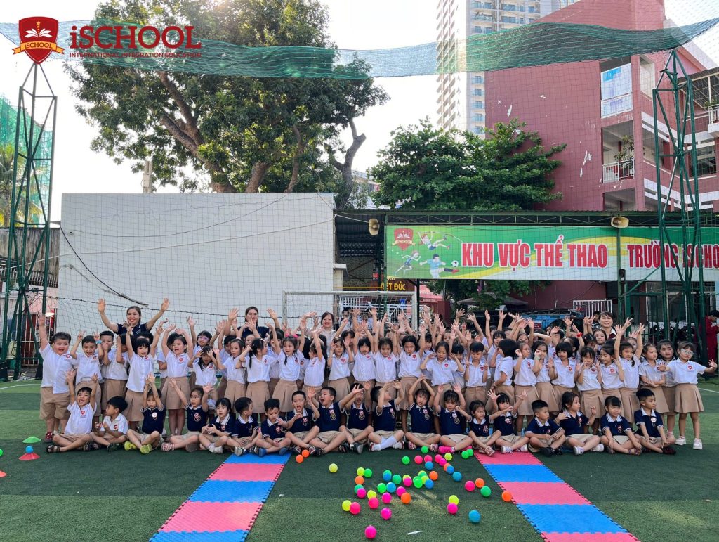 iSCHOOL NHA TRANG: CHÀO ĐÓN CÁC BÉ TRƯỜNG MẦM NON SONG NGỮ ƯỚC MƠ XANH ĐẾN THAM QUAN & GIAO LƯU