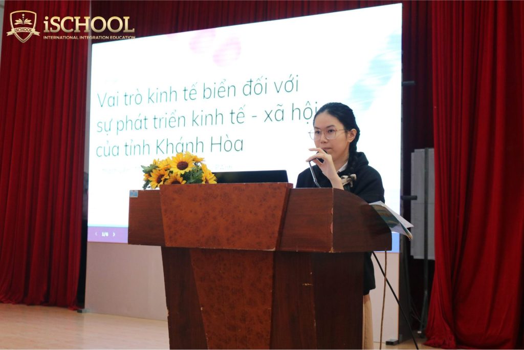 HỌC SINH iSCHOOL NHA TRANG: KHÁM PHÁ NỀN KINH TẾ BIỂN KHÁNH HÒA QUA MÔN GIÁO DỤC ĐỊA PHƯƠNG