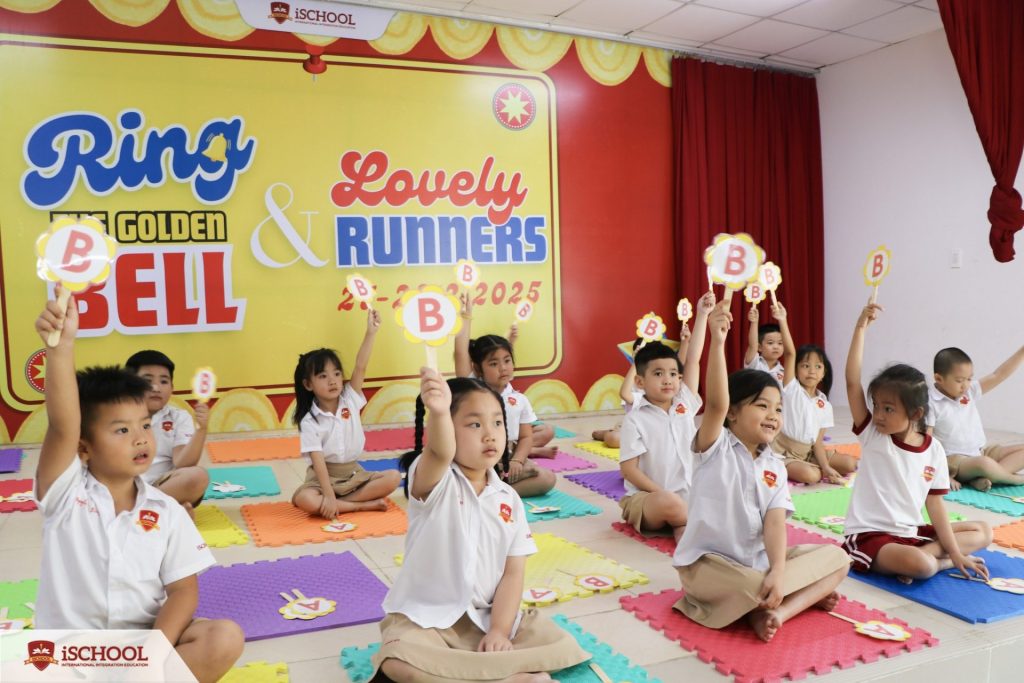 iSERS TRÀ VINH VỚI RING THE GOLDEN BELL VÀ LOVELY RUNNERS