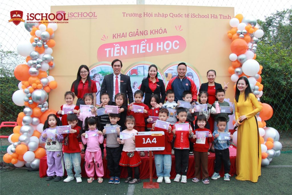 iSchool Hà Tĩnh khai giảng khóa Tiền tiểu học và Hành trang cho con vào lớp 6