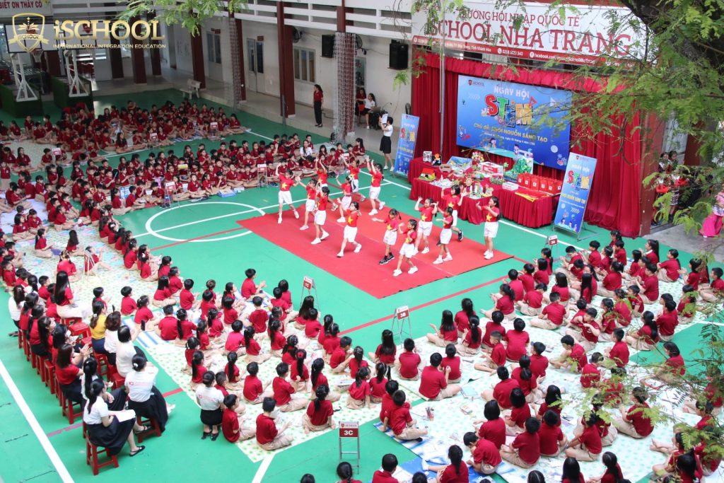 iSCHOOL NHA TRANG: TỔ CHỨC THÀNH CÔNG NGÀY HỘI STEM 2025 – KHƠI NGUỒN SÁNG TẠO