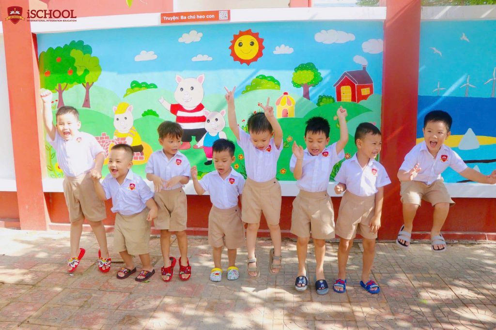📸 GÓC CHECK-IN SIÊU DỄ THƯƠNG CỦA NHÀ iSCHOOL BẠC LIÊU! 🌈🎨