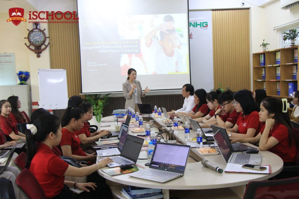 [iSchool Hà Tĩnh] tập huấn Chương trình Song ngữ hè 2025: Làm chủ tư duy giảng dạy hiệu quả