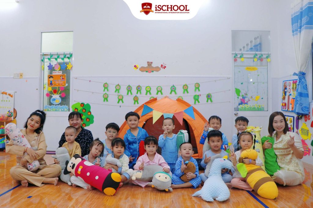 Đêm hè vắng mẹ – Trải nghiệm đặc biệt của các bé tại iSchool Bạc Liêu