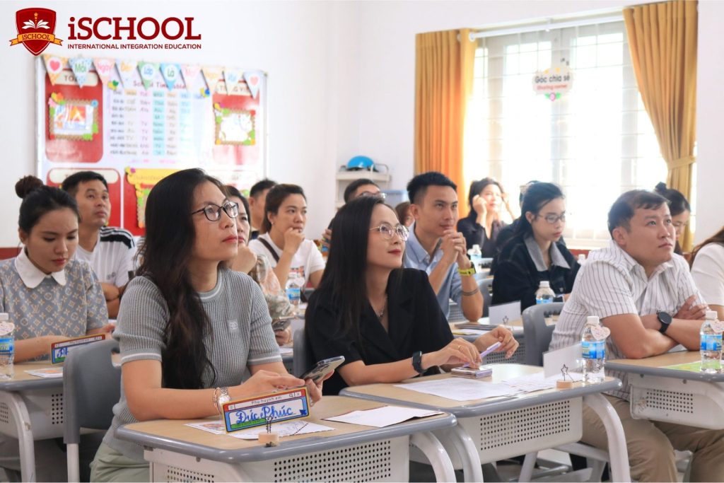 iSCHOOL NHA TRANG: TỔ CHỨC HỌP PHỤ HUYNH HỌC SINH ĐẦU NĂM NĂM HỌC 2025 – 2026