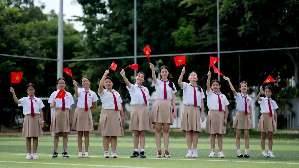 iSchool Ninh Thuận ghi dấu ấn tại Amazing Performance 2025: Khi tài năng thăng hoa cùng cảm xúc