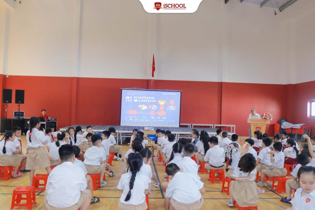 iSchool Bạc Liêu hưởng ứng chiến dịch “Không một mình” – Lan tỏa thông điệp an toàn trong thế giới mạng