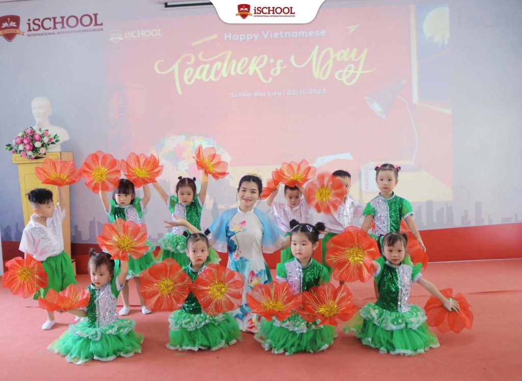 Sôi nổi hội thi văn nghệ chào mừng Ngày Nhà giáo Việt Nam 20/11 tại Mầm non iSchool Bạc Liêu
