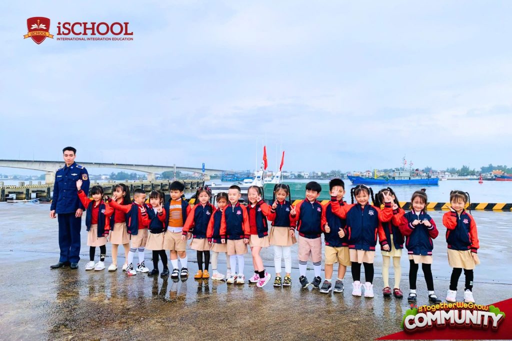 HÀNH TRÌNH TRI ÂN – iSCHOOL QUẢNG TRỊ GỬI YÊU THƯƠNG ĐẾN NHỮNG NGƯỜI LÍNH BIỂN