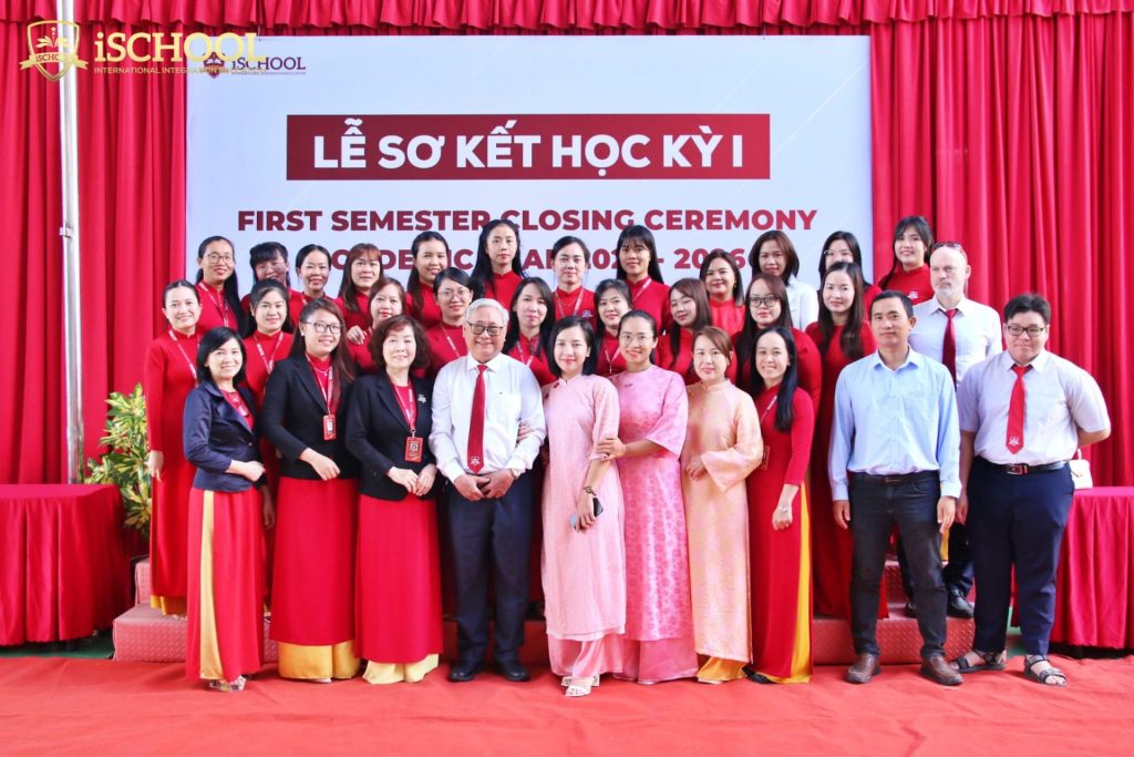 iSCHOOL NHA TRANG: TƯNG BỪNG SƠ KẾT HỌC KỲ I NĂM HỌC 2025 – 2026