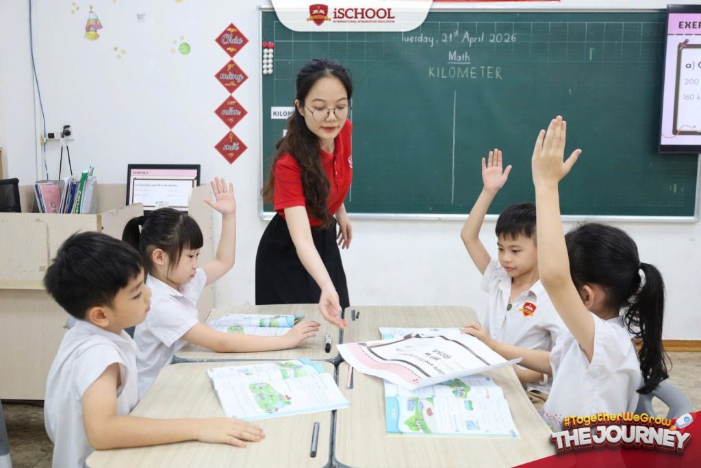 iSERS CẨM PHẢ HÀO HỨNG TRẢI NGHIỆM TIẾT HỌC TOÁN SONG NGỮ!
