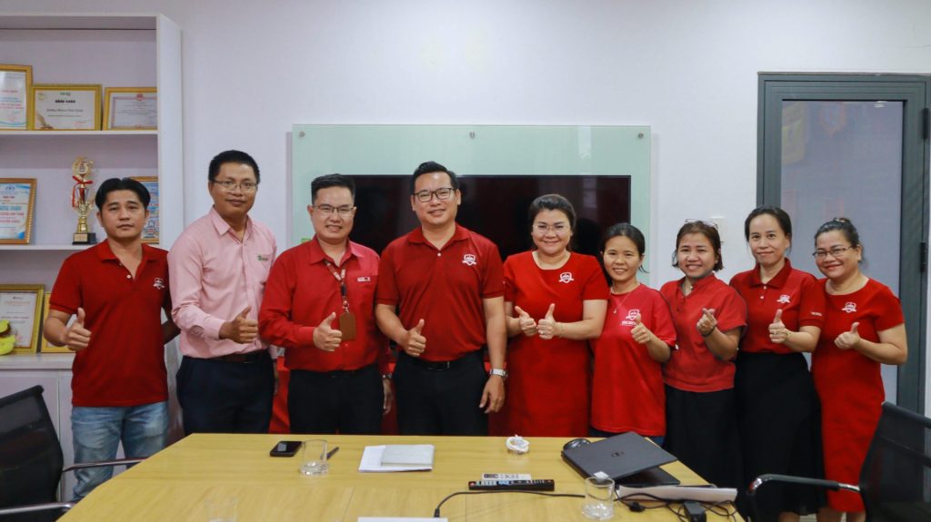 iSchool Ninh Thuận cùng 