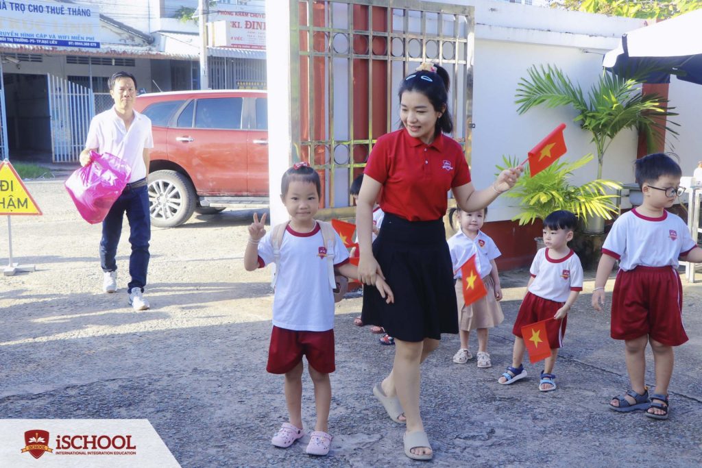 Back to School 2026 – 2027: iSers nhí chính thức trở lại trường